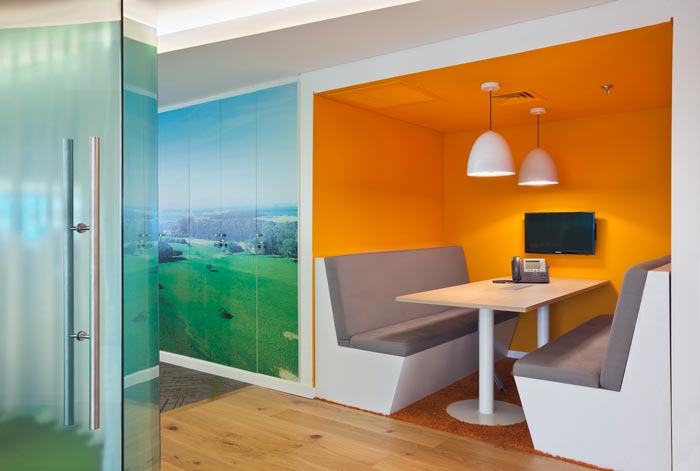 平面設(shè)計(jì)公司辦公室裝修設(shè)計(jì)案例-第5張圖片-上海古都建筑設(shè)計(jì)集團(tuán) 平面設(shè)計(jì)公司辦公室裝修設(shè)計(jì)案例-第5張圖片-上海古都建筑設(shè)計(jì)集團(tuán)