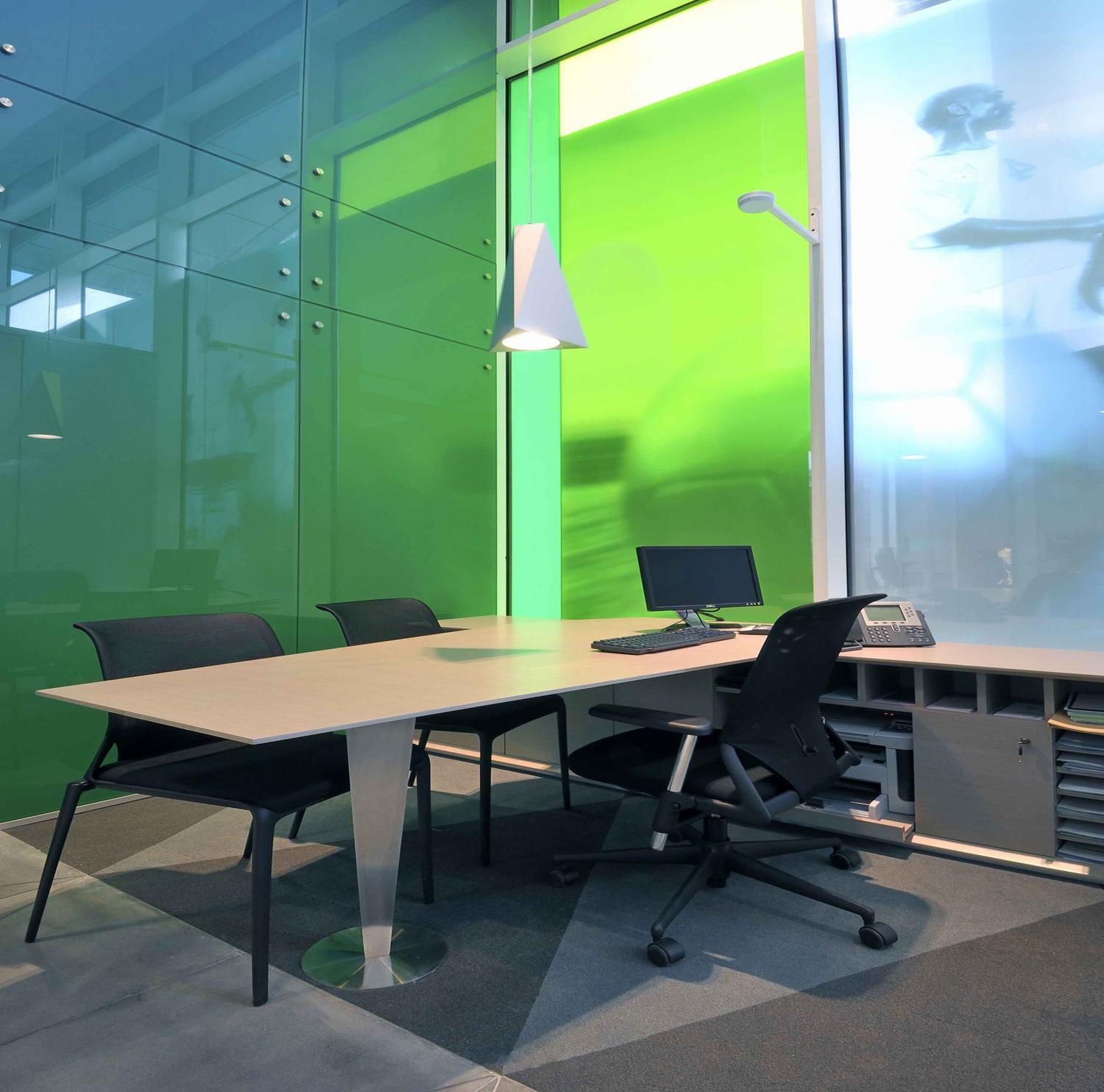 徐匯區(qū)300平辦公室裝修現代時尚風格設計-第5張圖片-上海古都建筑設計集團