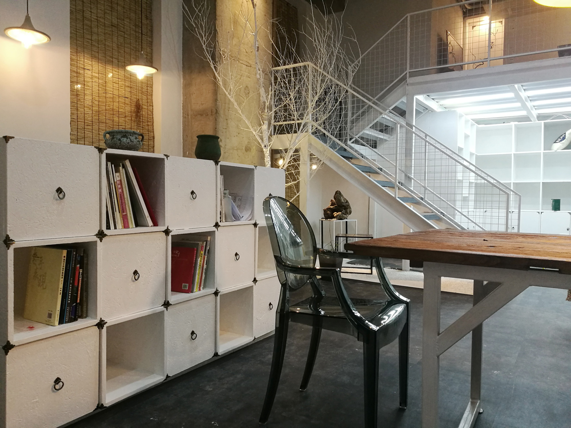 浦東新區(qū)160平辦公室裝修工業(yè)混搭風(fēng)格設(shè)計(jì)-第1張圖片-上海古都建筑設(shè)計(jì)集團(tuán) 浦東新區(qū)160平辦公室裝修工業(yè)混搭風(fēng)格設(shè)計(jì)-第1張圖片-上海古都建筑設(shè)計(jì)集團(tuán)