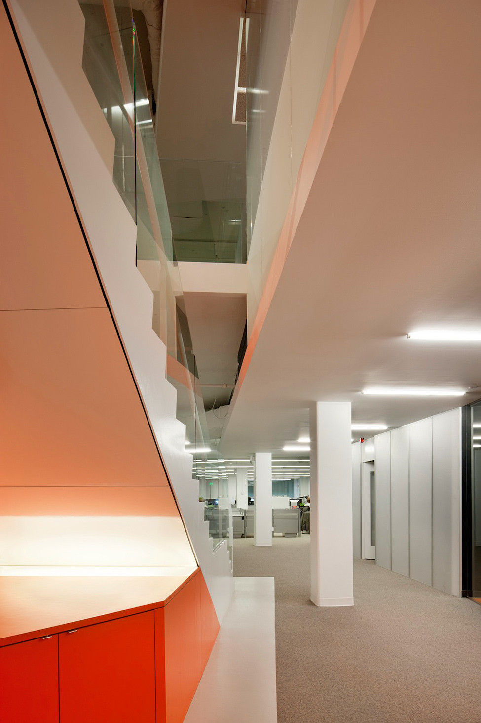 上海大型空曠辦公室裝修設(shè)計(jì)-第2張圖片-上海古都建筑設(shè)計(jì)集團(tuán) 上海大型空曠辦公室裝修設(shè)計(jì)-第2張圖片-上海古都建筑設(shè)計(jì)集團(tuán)