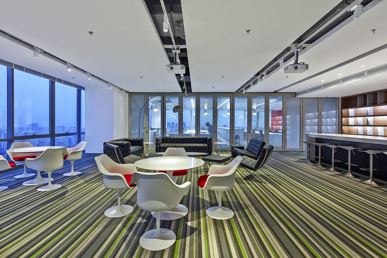 上海辦公室裝修時代科技裝修設(shè)計-第1張圖片-上海古都建筑設(shè)計集團(tuán)