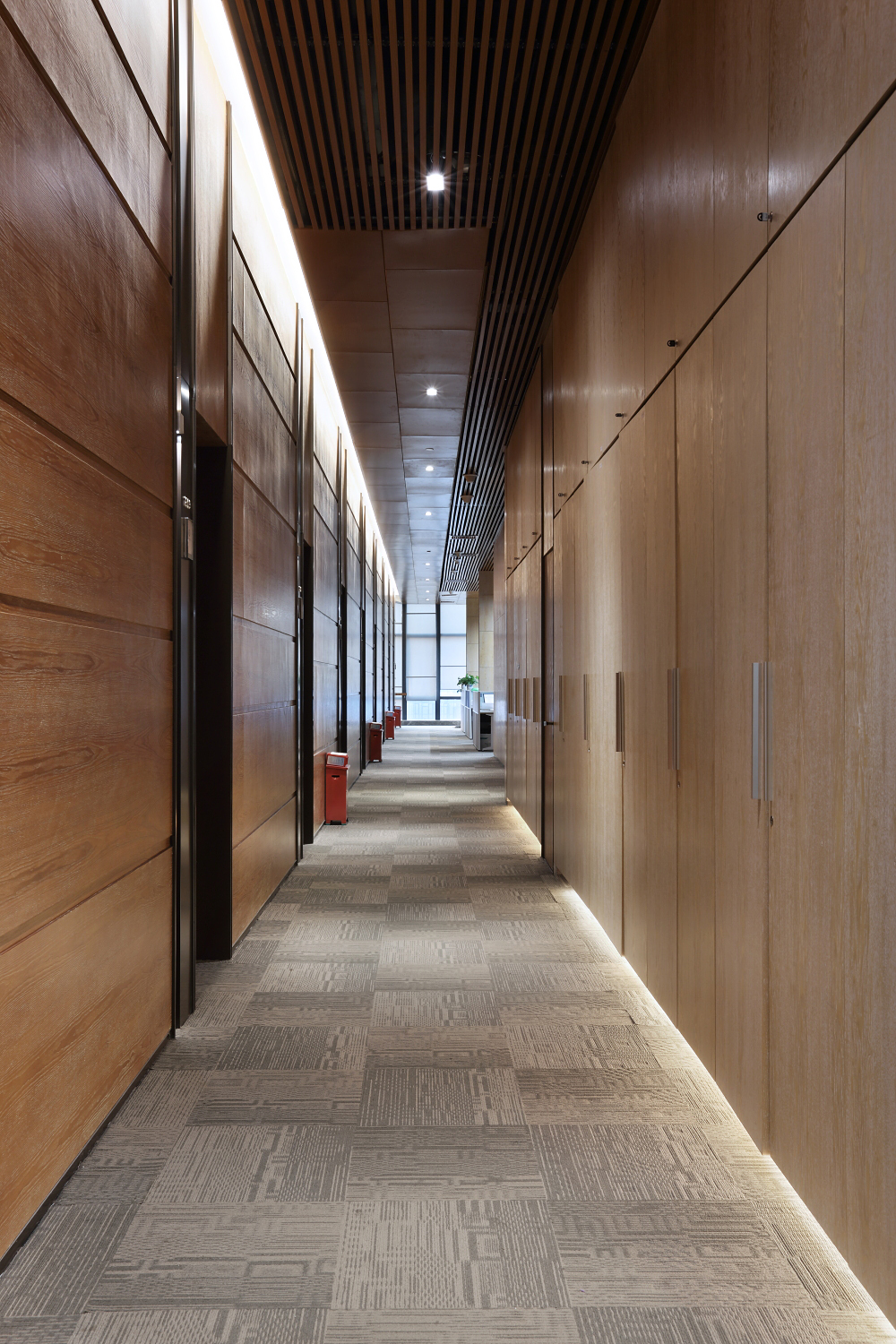 金山區(qū)300平物業(yè)公司辦公室裝修設(shè)計-第4張圖片-上海古都建筑設(shè)計集團 金山區(qū)300平物業(yè)公司辦公室裝修設(shè)計-第4張圖片-上海古都建筑設(shè)計集團