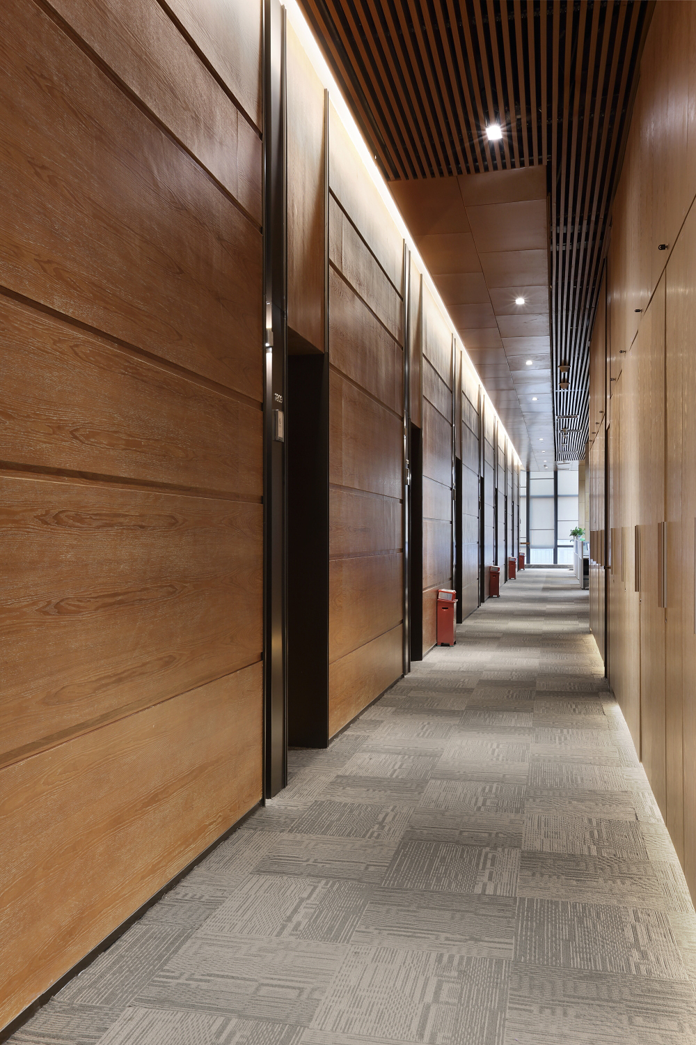 金山區(qū)300平物業(yè)公司辦公室裝修設(shè)計-第5張圖片-上海古都建筑設(shè)計集團 金山區(qū)300平物業(yè)公司辦公室裝修設(shè)計-第5張圖片-上海古都建筑設(shè)計集團