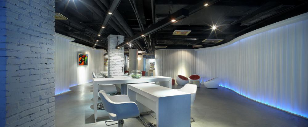 長寧區(qū)美妝公司辦公室裝修設(shè)計-第5張圖片-上海古都建筑設(shè)計集團 長寧區(qū)美妝公司辦公室裝修設(shè)計-第5張圖片-上海古都建筑設(shè)計集團