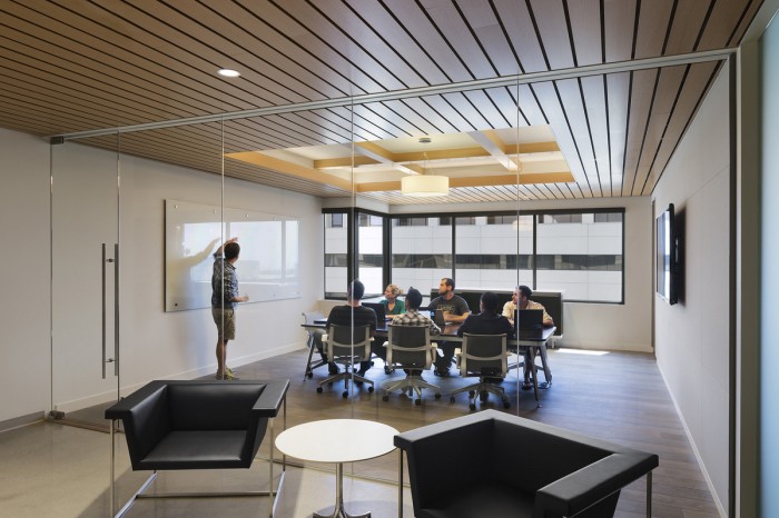 閔行區(qū)辦公室裝修歐式風格設計-第7張圖片-上海古都建筑設計集團 閔行區(qū)辦公室裝修歐式風格設計-第7張圖片-上海古都建筑設計集團