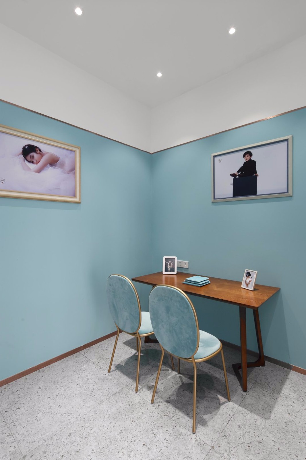 黃浦區(qū)時尚兒童攝影棚裝修設計-第4張圖片-上海古都建筑設計集團 黃浦區(qū)時尚兒童攝影棚裝修設計-第4張圖片-上海古都建筑設計集團