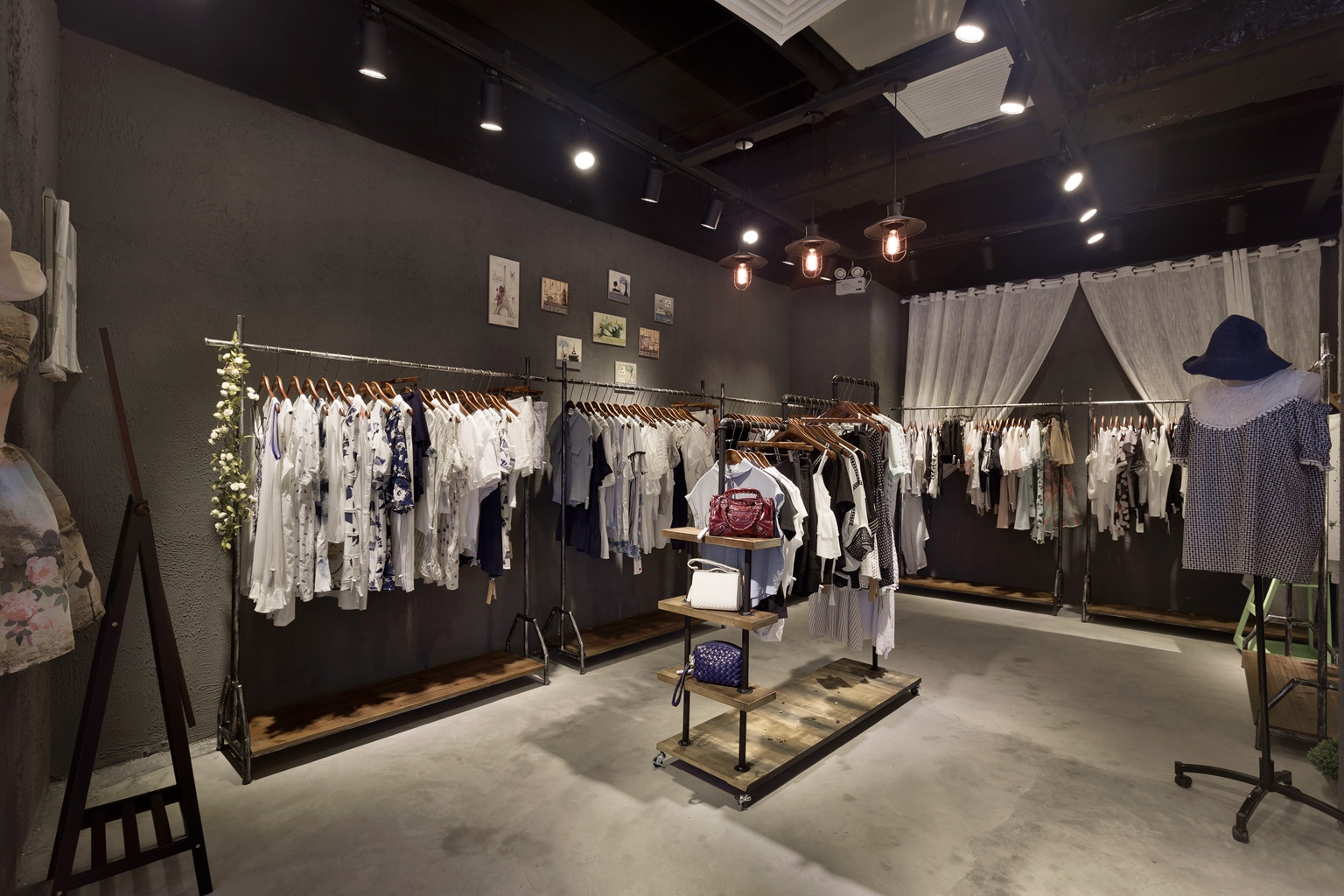 loft風格女裝店裝修設(shè)計-第4張圖片-上海古都建筑設(shè)計集團 loft風格女裝店裝修設(shè)計-第4張圖片-上海古都建筑設(shè)計集團