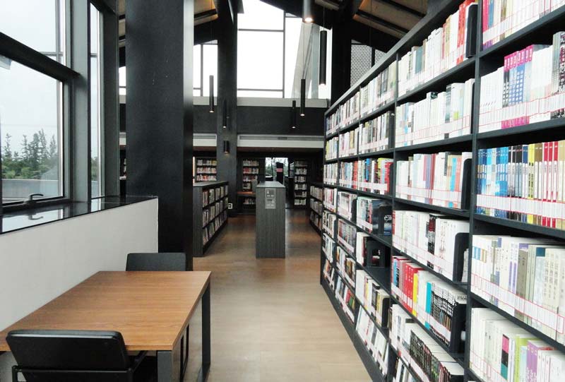 空曠工業(yè)風(fēng)圖書館裝修設(shè)計-第5張圖片-上海古都建筑設(shè)計集團 空曠工業(yè)風(fēng)圖書館裝修設(shè)計-第5張圖片-上海古都建筑設(shè)計集團